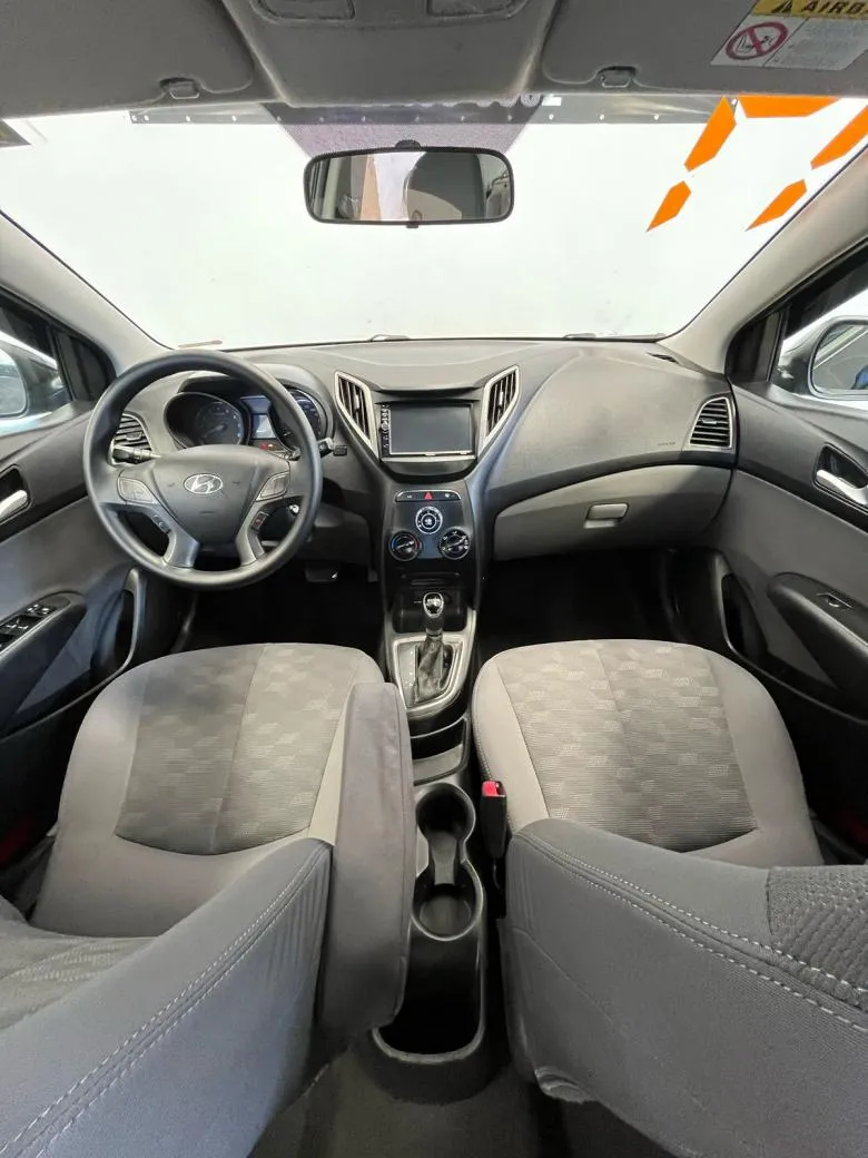 Hyundai - HB20S C.Style/C.Plus1.6 Flex 16V Aut. 4p  Gasolina