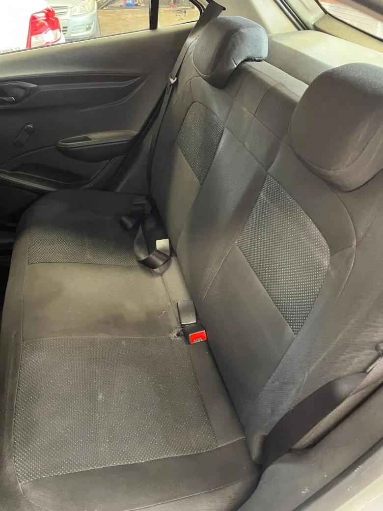 GM - Chevrolet - ONIX HATCH Joy 1.0 8V Flex 5p Mec.