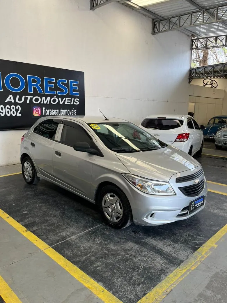 GM - Chevrolet - ONIX HATCH Joy 1.0 8V Flex 5p Mec.
