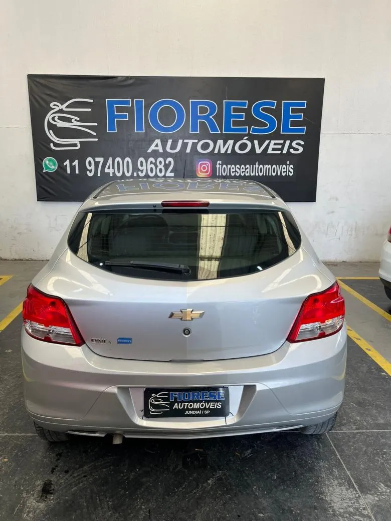 GM - Chevrolet - ONIX HATCH Joy 1.0 8V Flex 5p Mec.