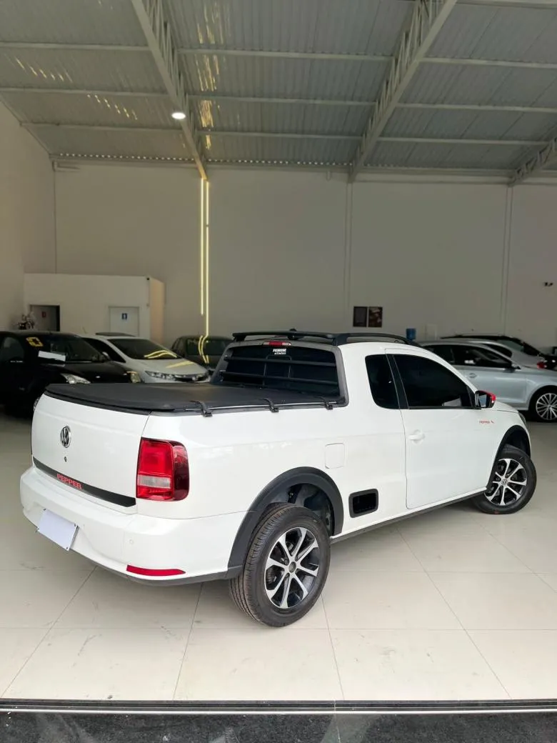 VW - VolksWagen - Saveiro Pepper 1.6 Flex 8V CD