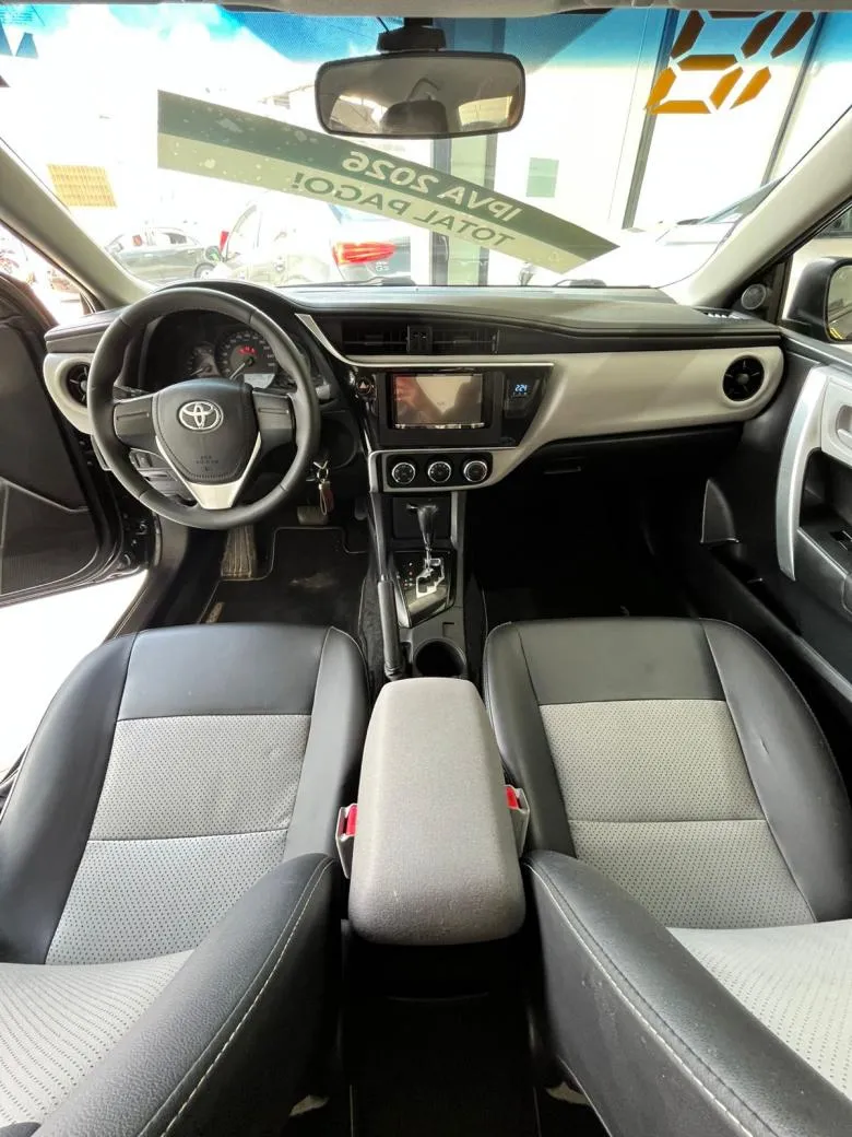 Toyota - Corolla GLi 1.8 Flex 16V  Aut.