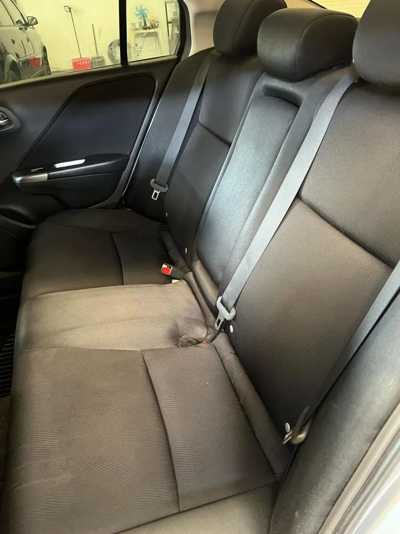 Honda - CITY Sedan LX 1.5 Flex 16V 4p Aut.  Gasolina