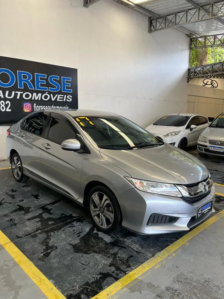 Honda - CITY Sedan LX 1.5 Flex 16V 4p Aut.  Gasolina