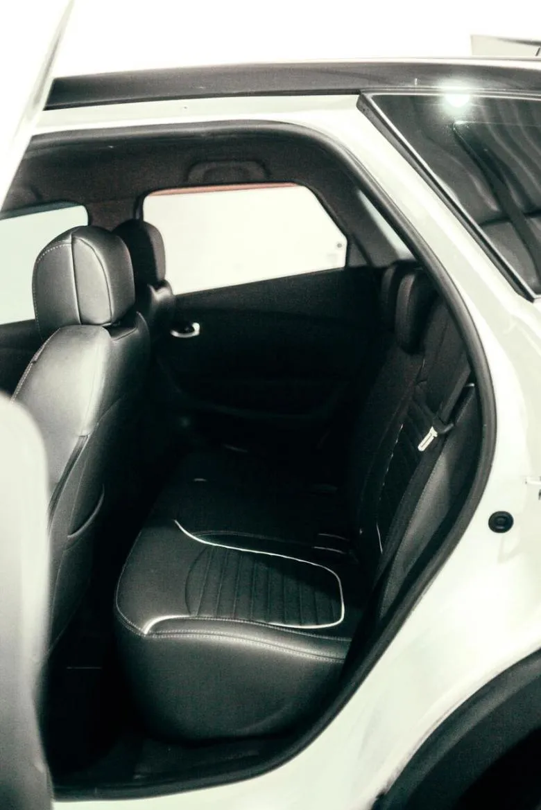 Renault - CAPTUR Intense 2.0 16V Flex 5p Aut.