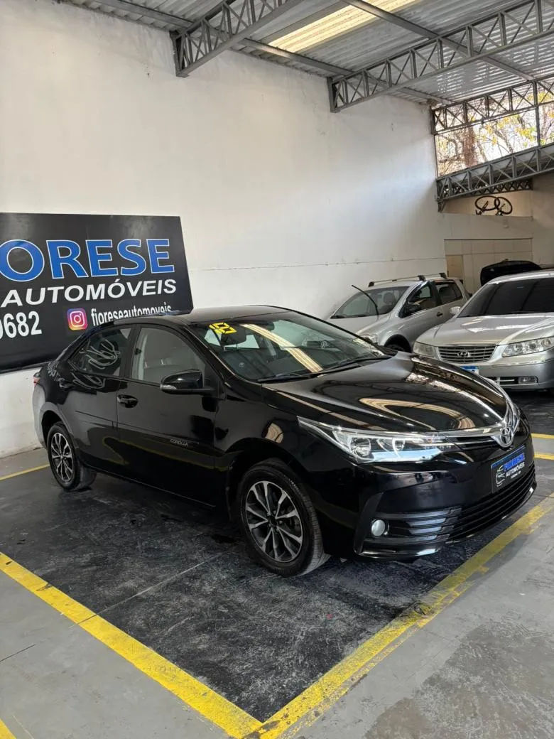 Toyota - Corolla GLi 1.8 Flex 16V  Aut.