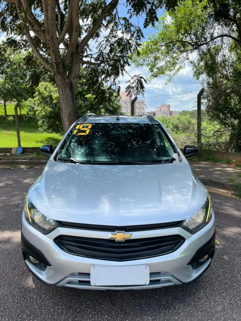 GM - Chevrolet - ONIX HATCH ACTIV 1.4 8V Flex 5P Aut.