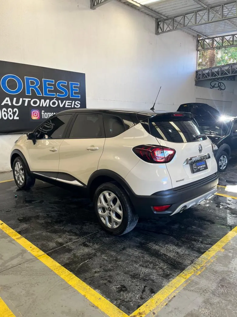 Renault - CAPTUR Zen 1.6 16V Flex 5p Aut.  Gasolina