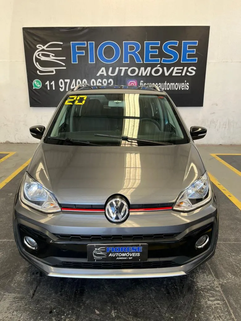 VW - VolksWagen - up! Extreme 1.0 TSI Total Flex 12V 5p  Gasolina
