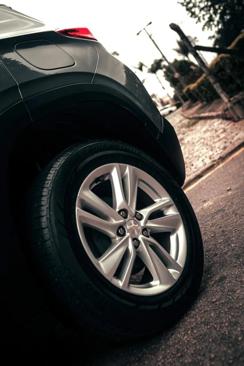 GM - Chevrolet - TRACKER 1.0 Turbo 12V Flex Aut.