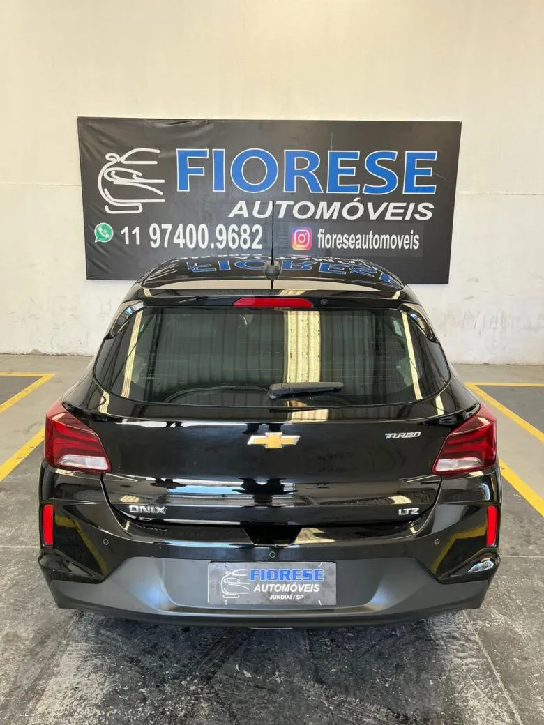 GM - Chevrolet - ONIX HATCH LTZ 1.0 12V TB Flex 5p Mec.