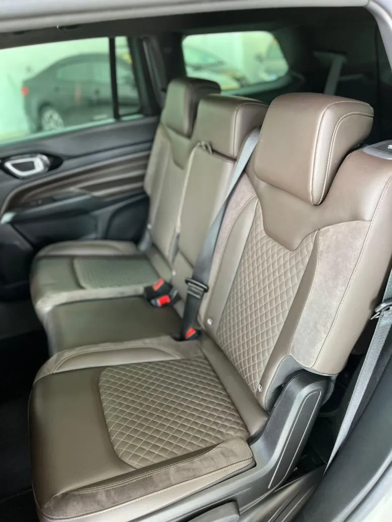 Jeep - Commander Overland T270 1.3 TB Flex Aut.