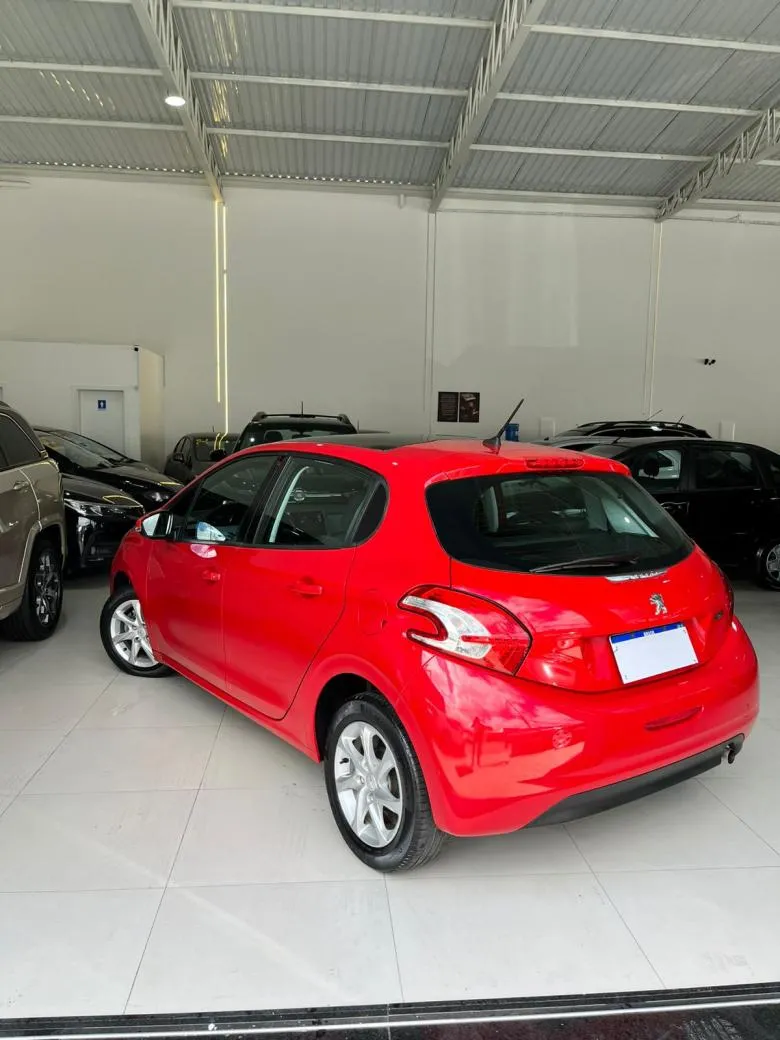 Peugeot - 208 ALLURE 1.5