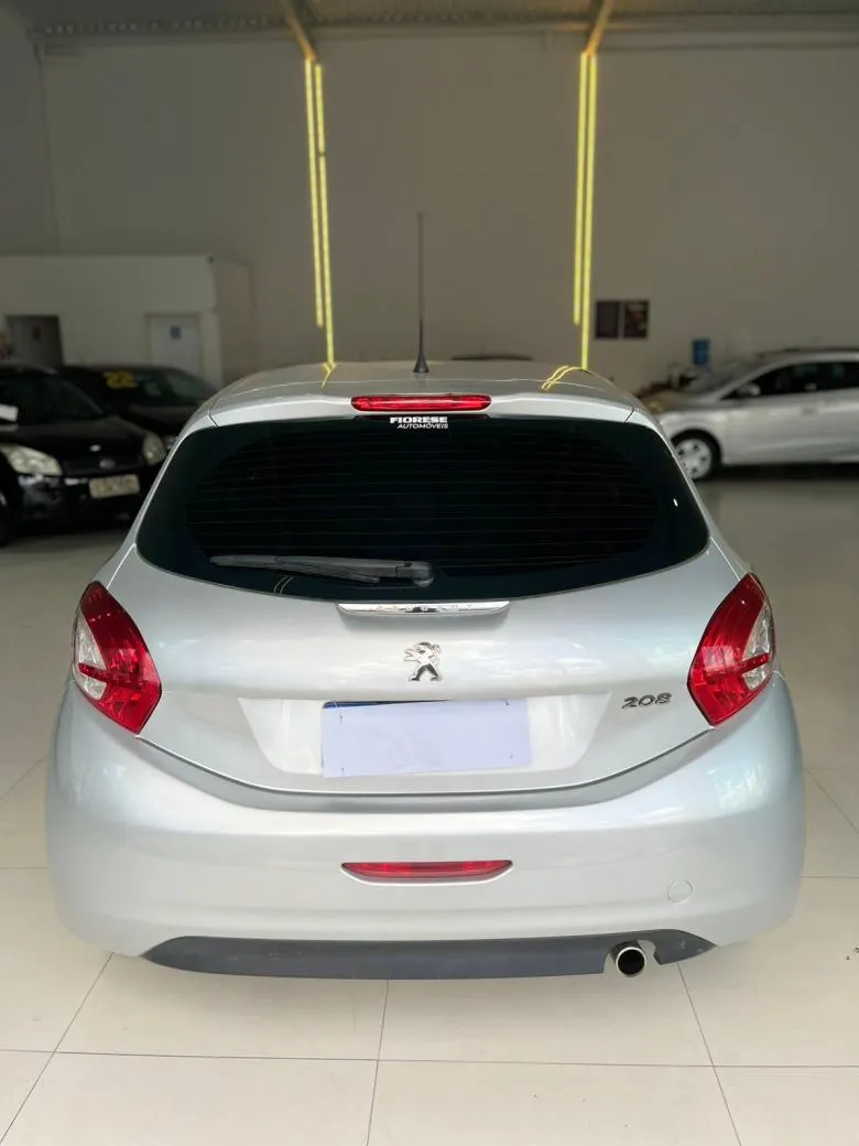 Peugeot - 208 Active