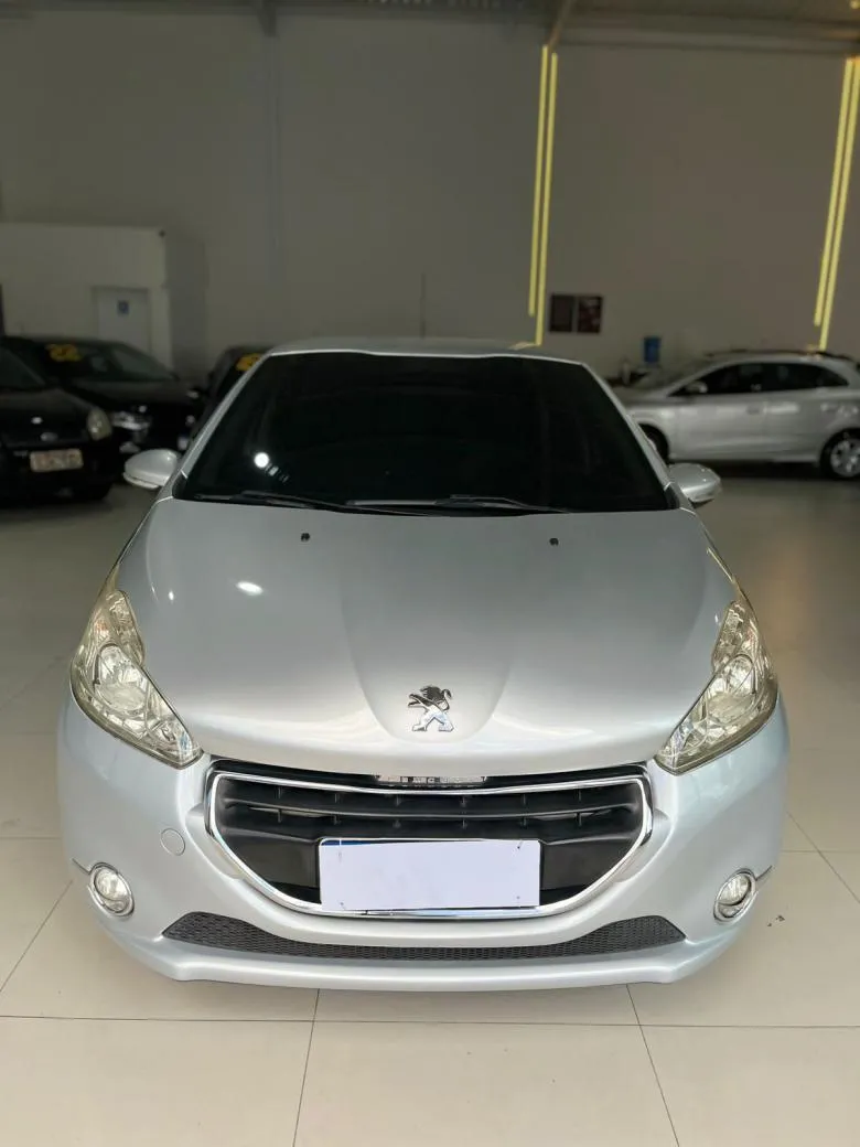 Peugeot - 208 Active