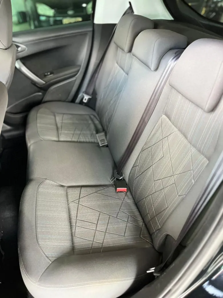 Peugeot - 208 Griffe 1.6 flex 16v 5p aut