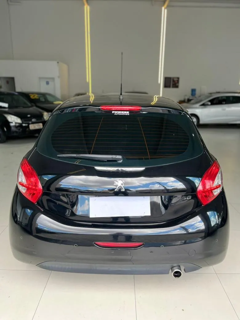 Peugeot - 208 Griffe 1.6 flex 16v 5p aut