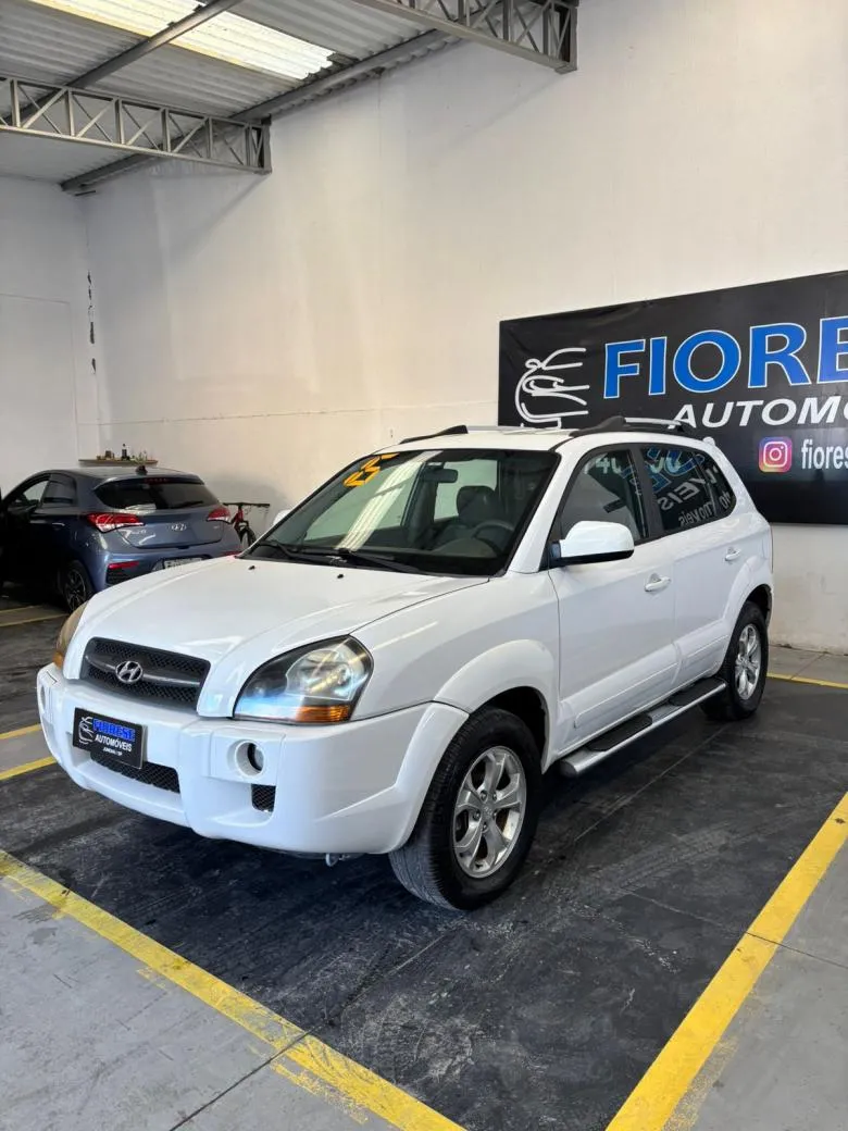 Hyundai - Tucson GLSB flex