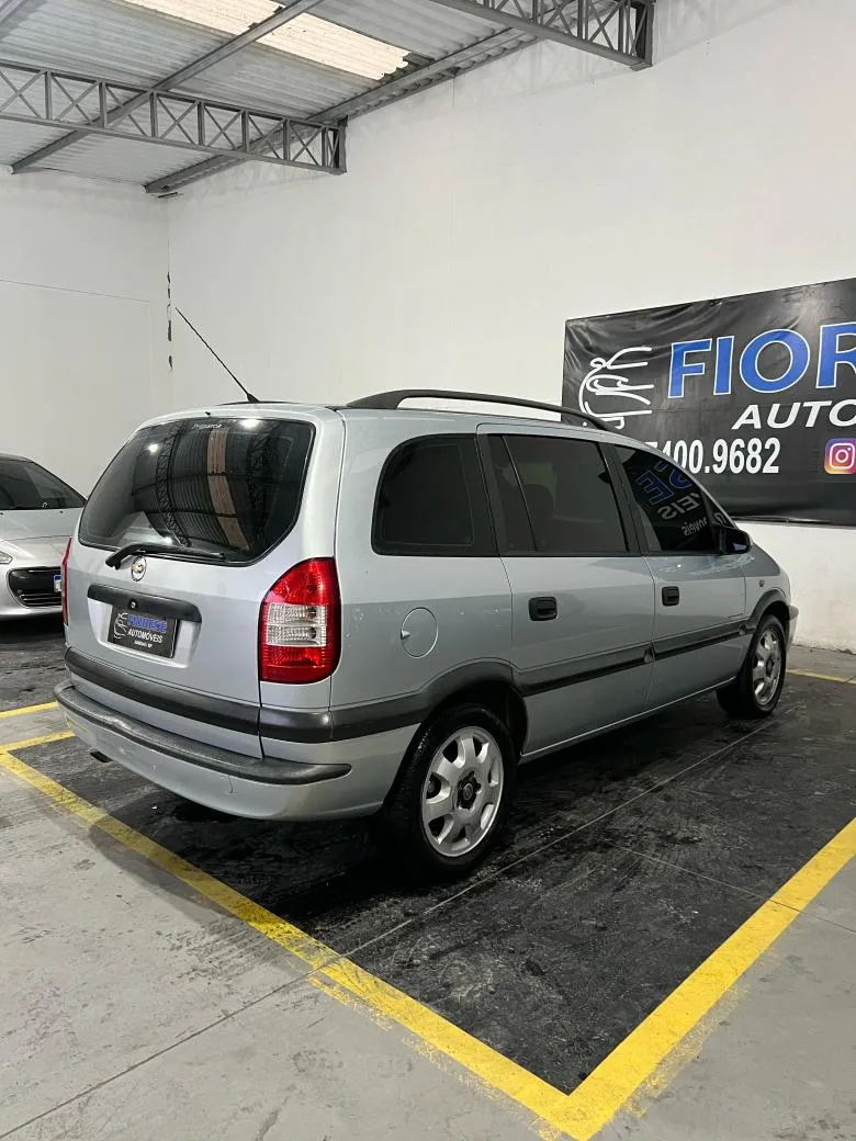 GM - Chevrolet - Zafira Expression